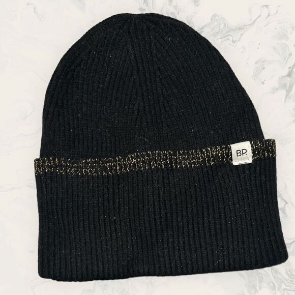 NWT Nordstrom BP. Bundle: multicolor Knit Beanie, Black Beanie and Purple Head B - Picture 4 of 4